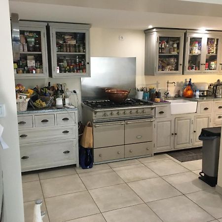 Chez Marie Apartment Maillane Bagian luar foto